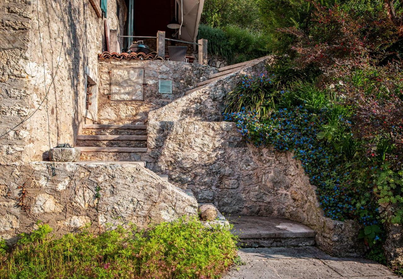 Giacomazzi House Bri Lägenhet Malcesine Exteriör bild